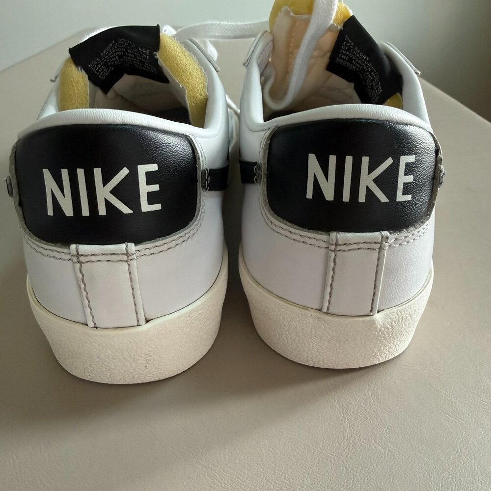 Nike White and Black Low-Top Swoosh Sneakers - Picture 5 of 7